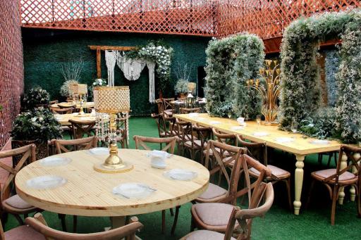 عکس سالن عقد (روف گاردن حیدربابا)