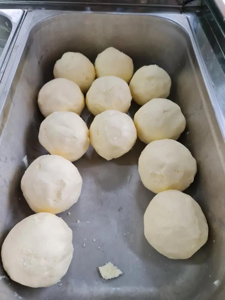 عکس لبنیاتی حاتم