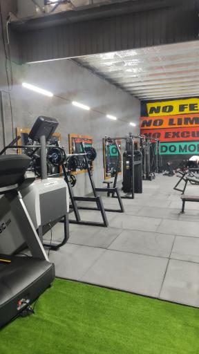 عکس باشگاه بدنسازی هیرو