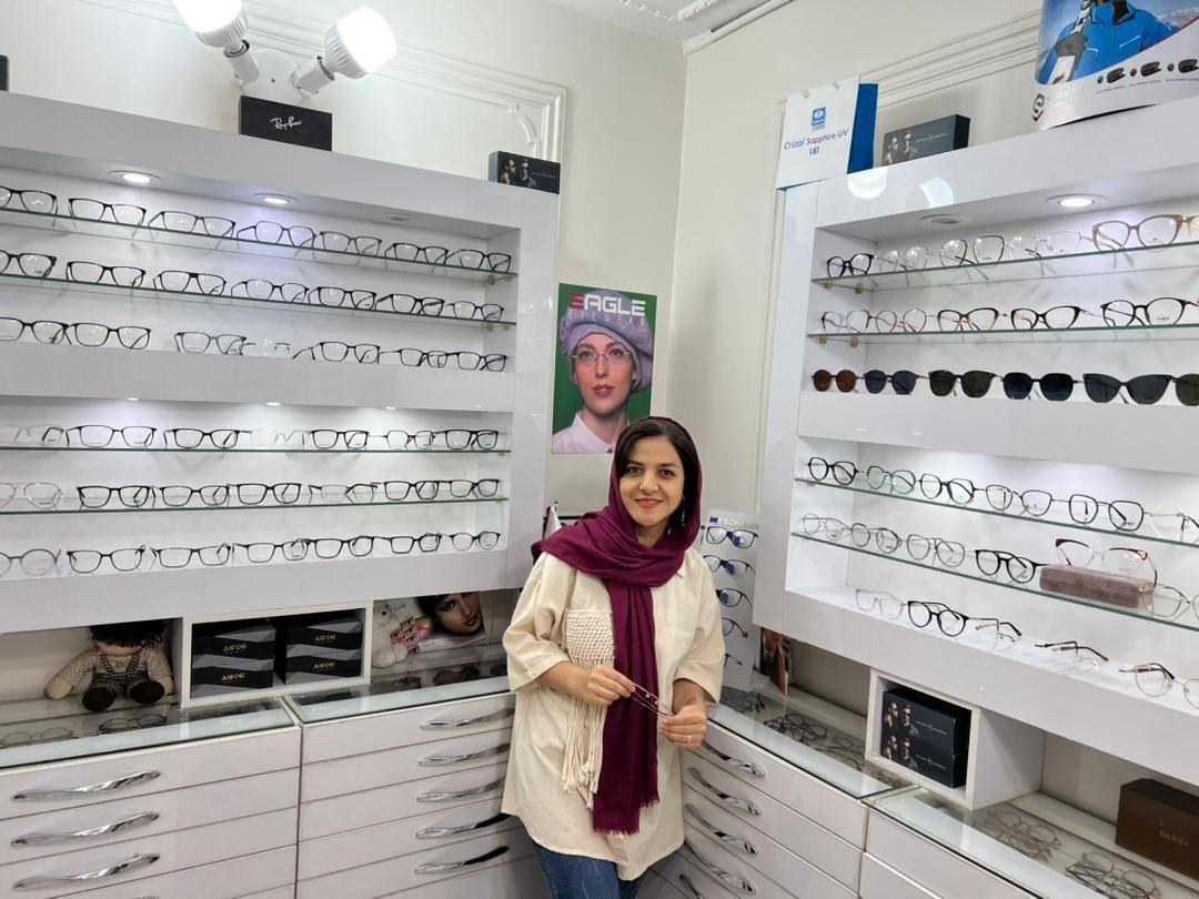 عکس بینایی سنجی و عینک سازی کلینیک شاینا