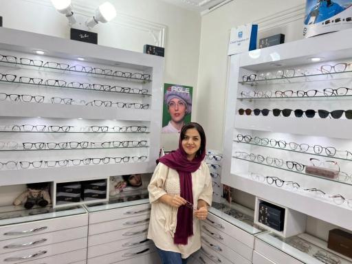 عکس بینایی سنجی و عینک سازی کلینیک شاینا