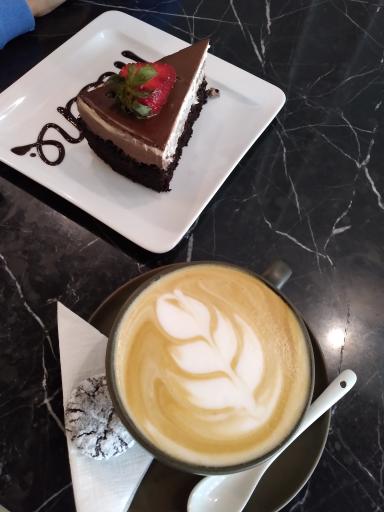 عکس کافه مونه