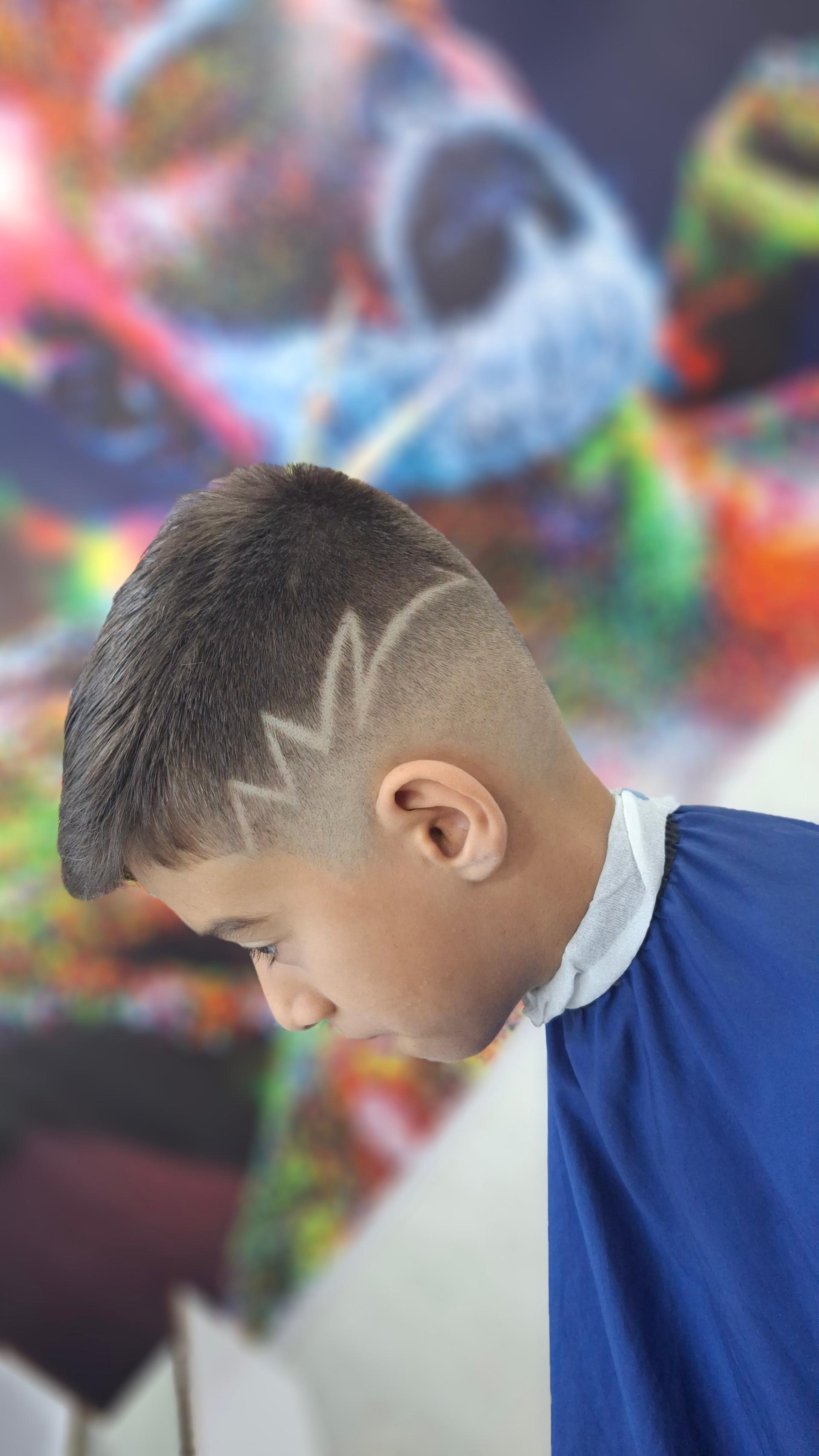 عکس آرایشگاه بهمن