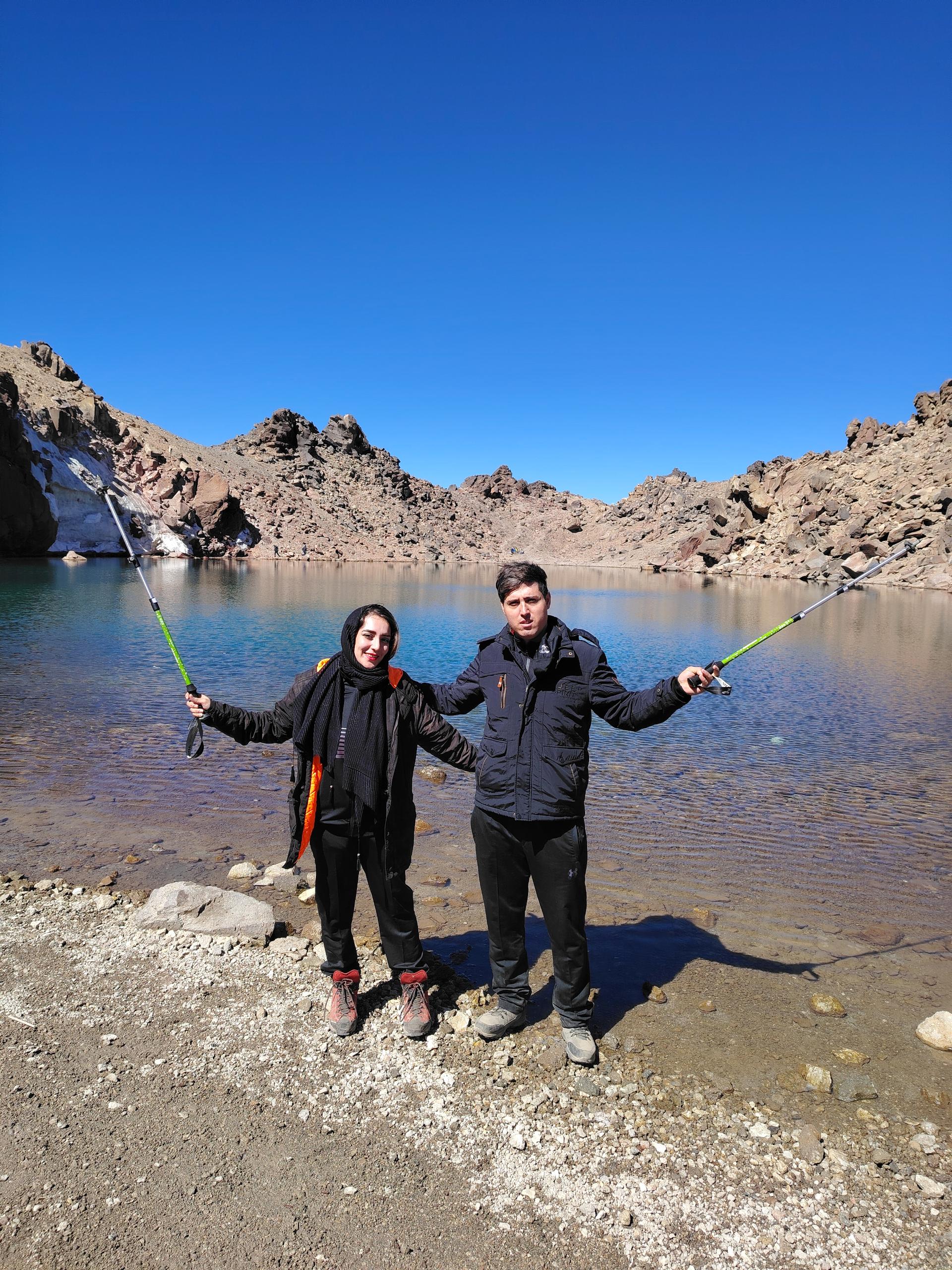 عکس دریاچه قله سبلان