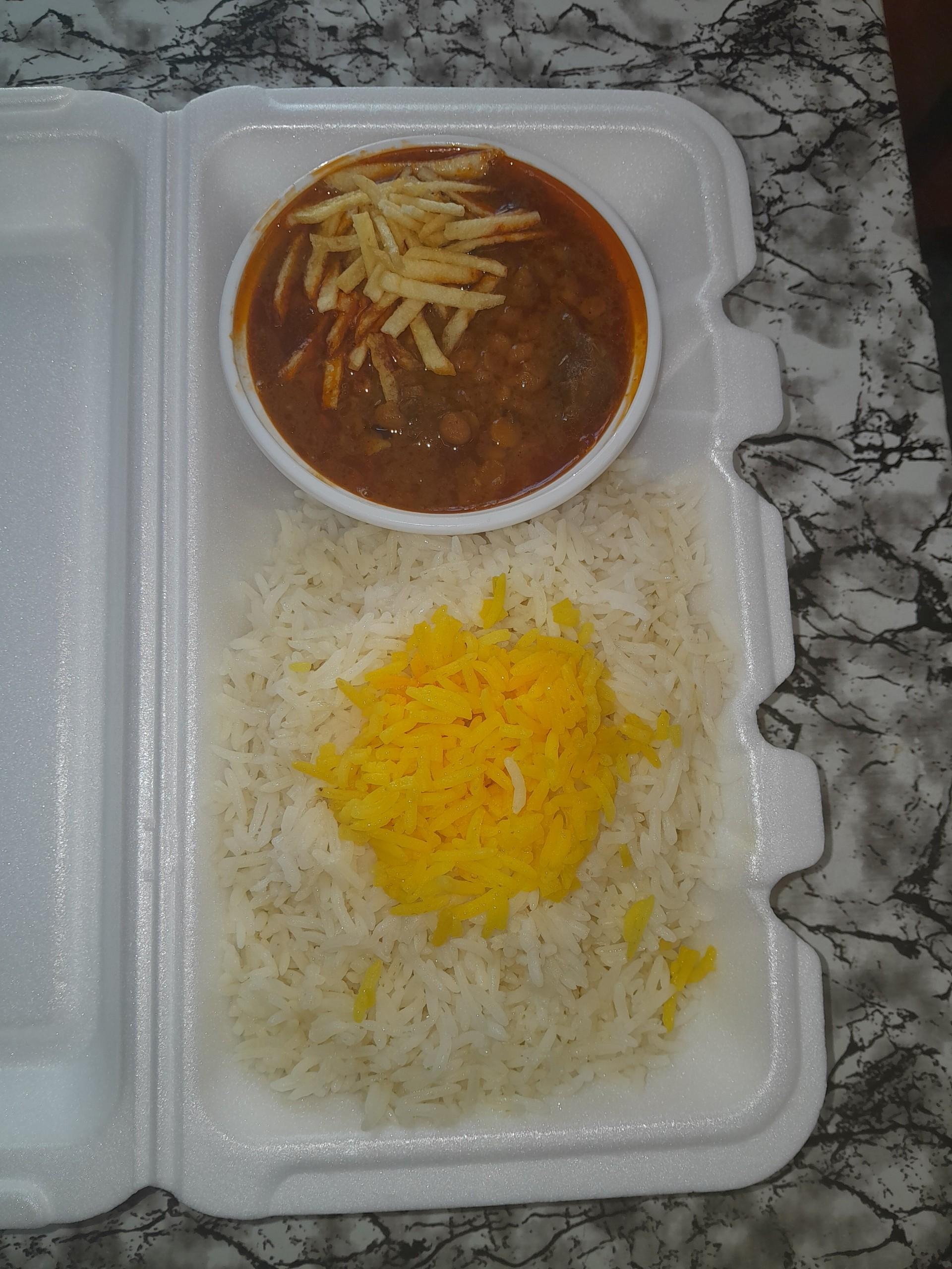 عکس تهیه غذا بچه‌های بامرام