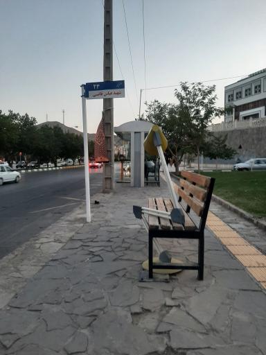 عکس ایستگاه اتوبوس میدان هشتم شهریور
