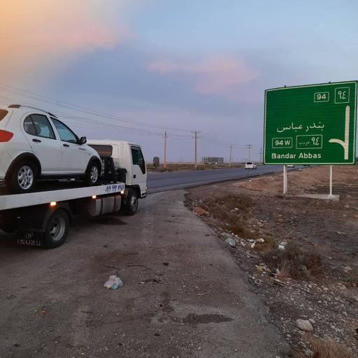 عکس امداد خودرو مرند خودروبر مرند حضرتی