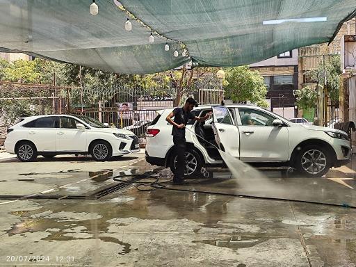 عکس کارواش و خدمات خودرو ۱۷ شهریور