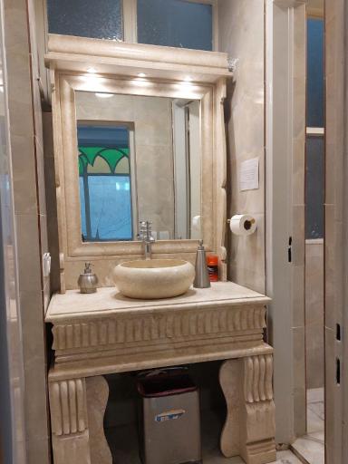 عکس مرکز مشاوره و نوروفیدبک آگاهانه