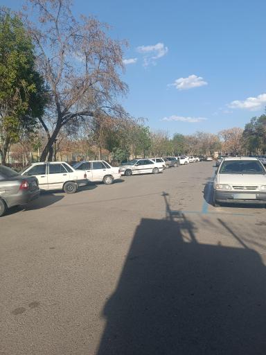 عکس پارکینگ مفتح 1