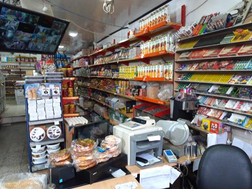 عکس فروشگاه محله