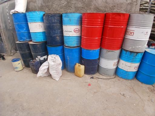 عکس فروشگاه تخته و بشکه بنایی نوری