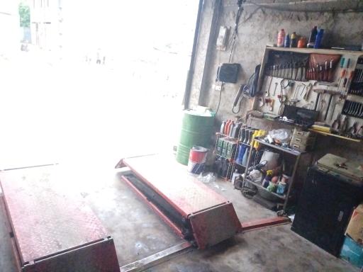 عکس خدمات فنی خودرویی ۹۰