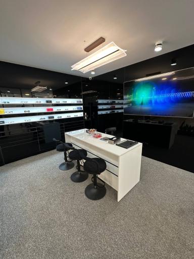 دکتر امیر اسهرلوس دکترای تخصصی اپتومتری چشم