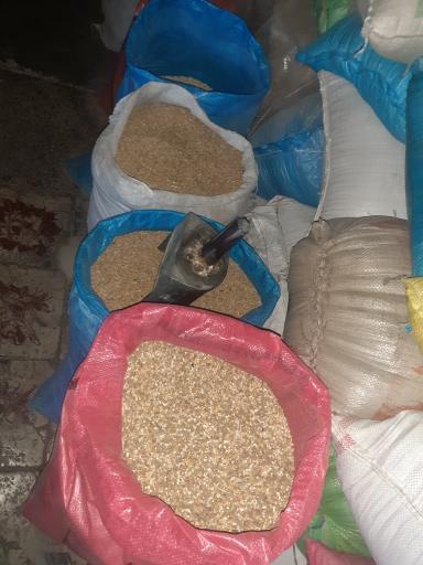 عکس نایلون  گونی و خوراک دام و طیور اکبرزاده