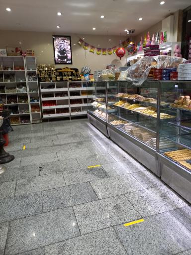 عکس شیرینی سرای زمزم