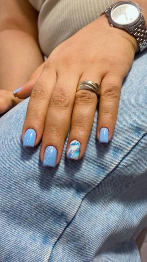 عکس کاشت و ترمیم ناخن میترا مهدویان