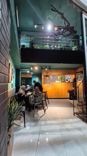 عکس غذاخوری جواد رشتی