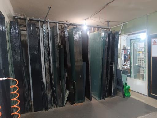عکس پنجره آریا کیش 