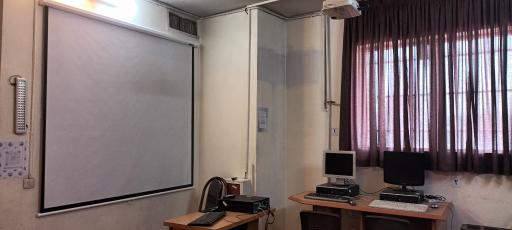 عکس مجتمع آموزشی محمود