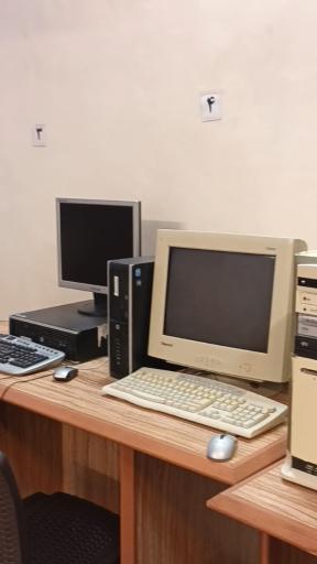 عکس مجتمع آموزشی محمود