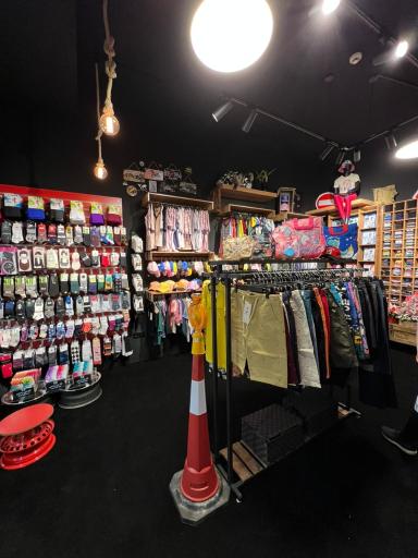 عکس فروشگاه جوراب و لباس زیر آقای راحتی