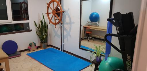 عکس کلینیک فیزیوتراپی هستی