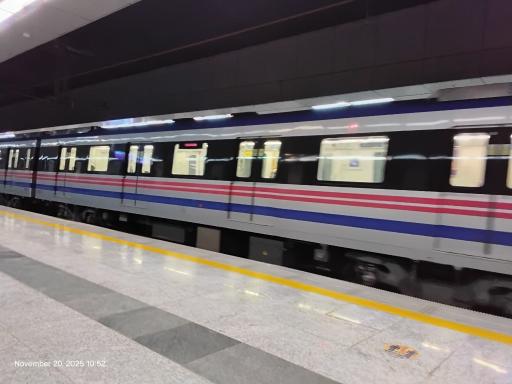 عکس مترو گلستان