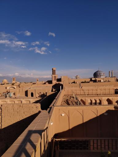 عکس کافی‌شاپ و خانه بومگردی باران