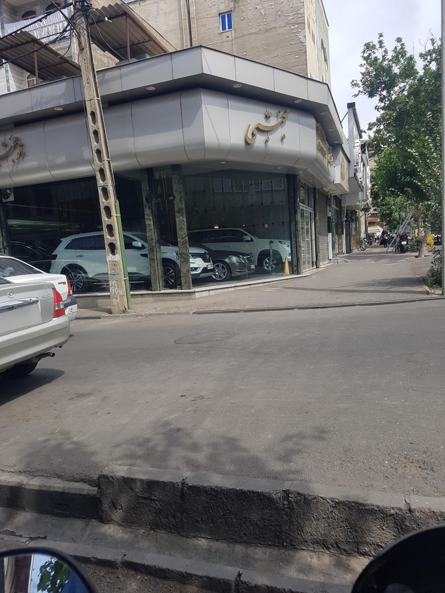 عکس گالری خودرو مجتبی