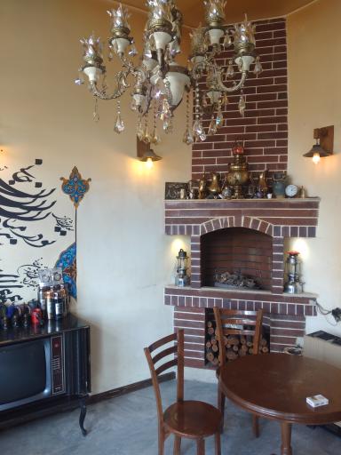 عکس کافه هیچ