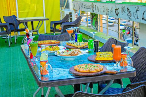 عکس کافه رستوران آمیتیس