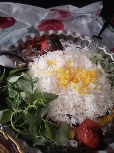 عکس رستوران تاج وتخت 