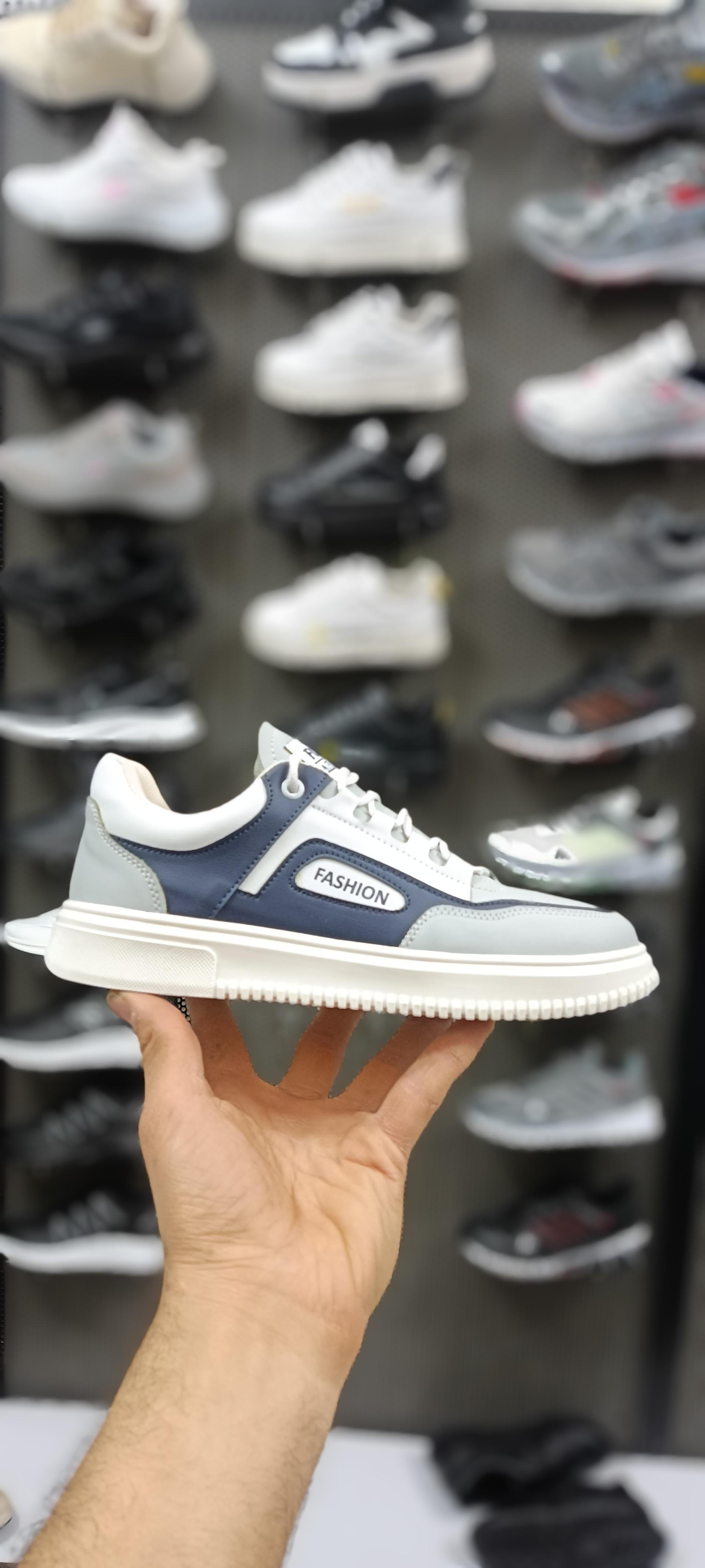 عکس فروشگاه کفش الوان