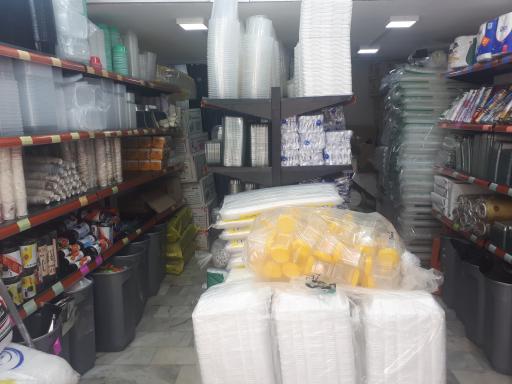 عکس ظروف یکبارمصرف رمضانیان (تک و عمده)