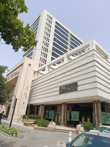 عکس مجتمع تجاری و اداری طلا و جواهر بین المللی مرمر