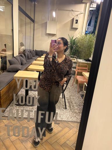 عکس قهوه لمیز شعبه میدان انقلاب