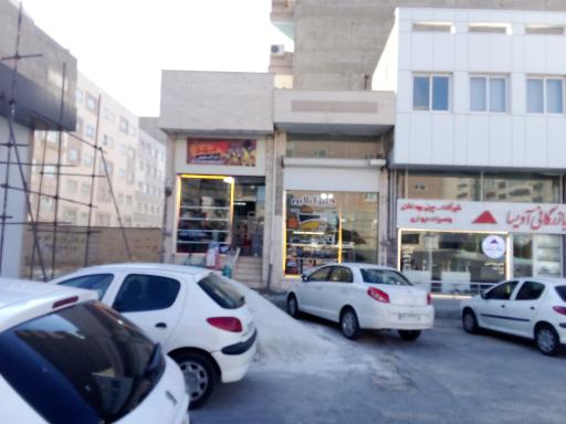 عکس فروشگاه ابزار آلات ساختمانی مهر