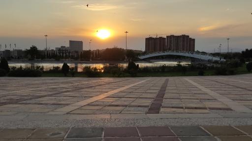 عکس دریاچه پارک بهشت مهرگان