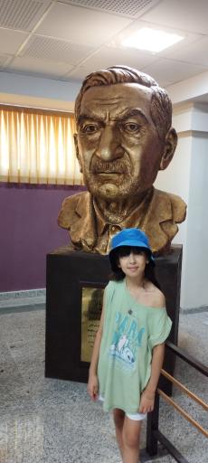 عکس موزه آثار هنری احد حسینی