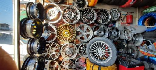 عکس لاستیک فروشی مارشال 