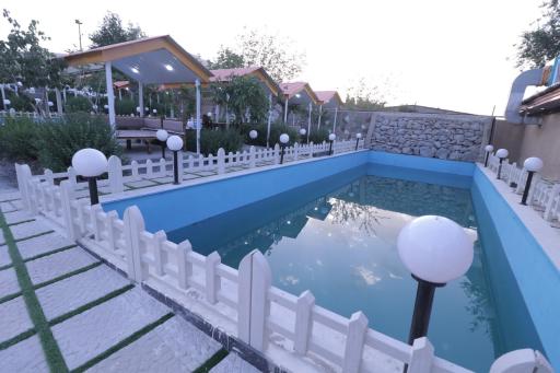 كافه رستوران اسپيناس