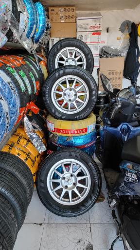 عکس خدمات رینگ و لاستیک ماهان