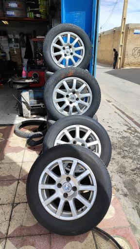 عکس خدمات رینگ و لاستیک ماهان