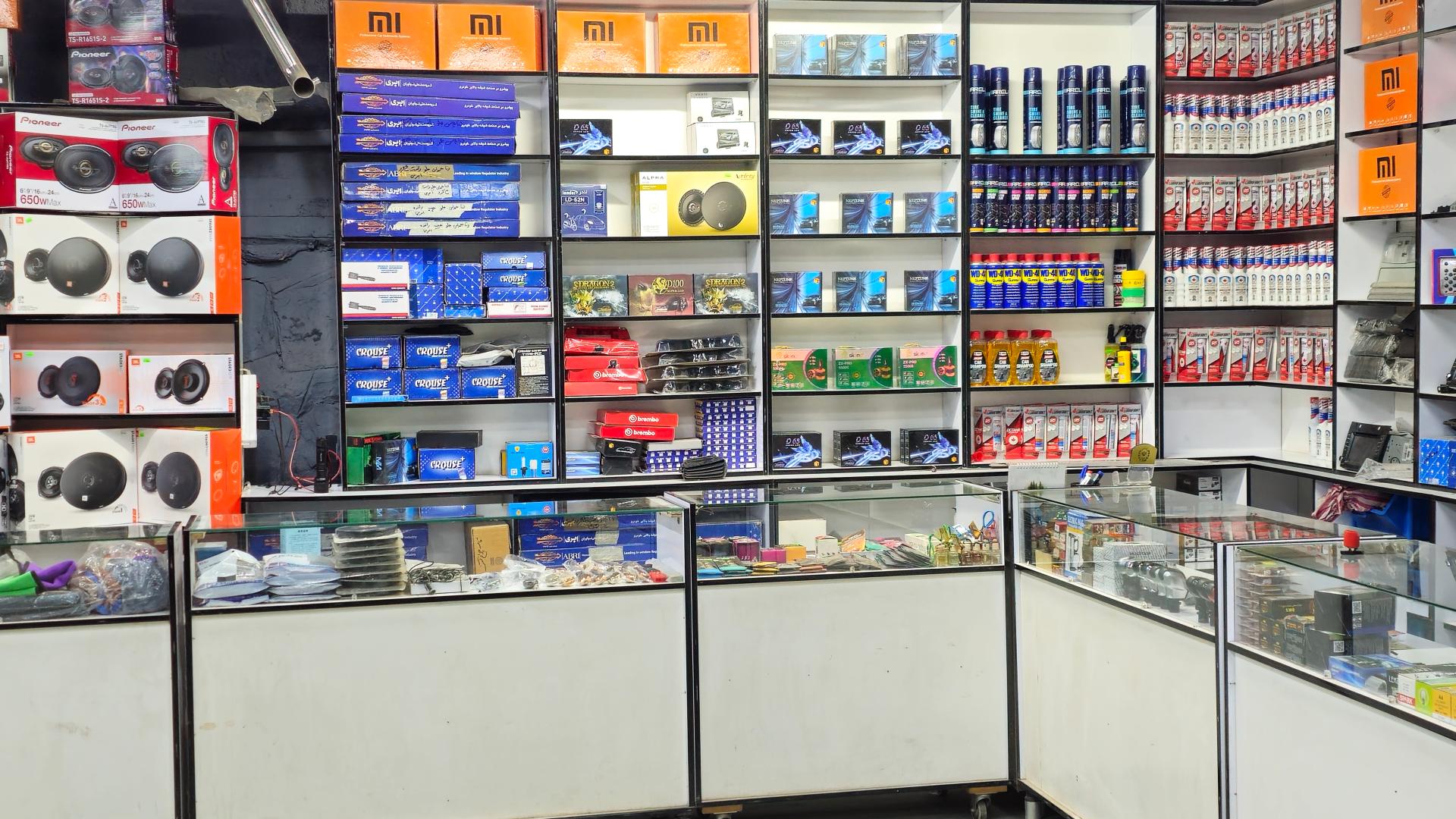 عکس تعمیرگاه تخصصی EF7 دناروید شعبه شمیران نو