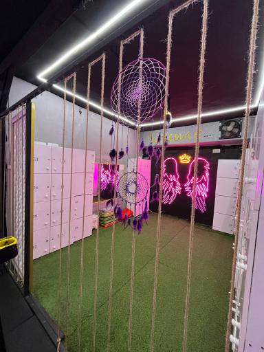 عکس باشگاه فیت لند بانوان