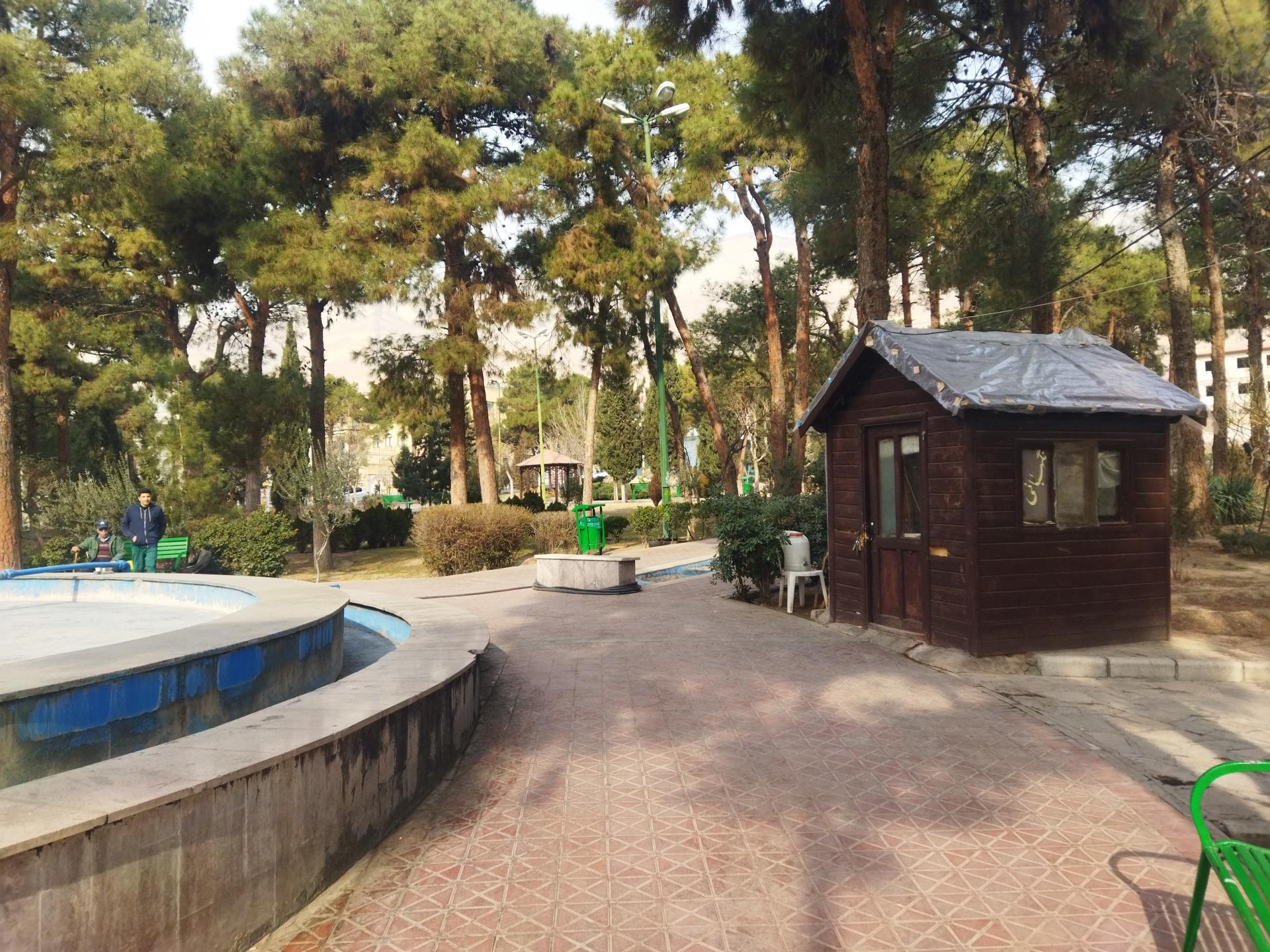 عکس نگهبانی بوستان غدیر خم