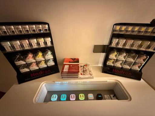 عکس دفتر نمایندگی هادرون توان 