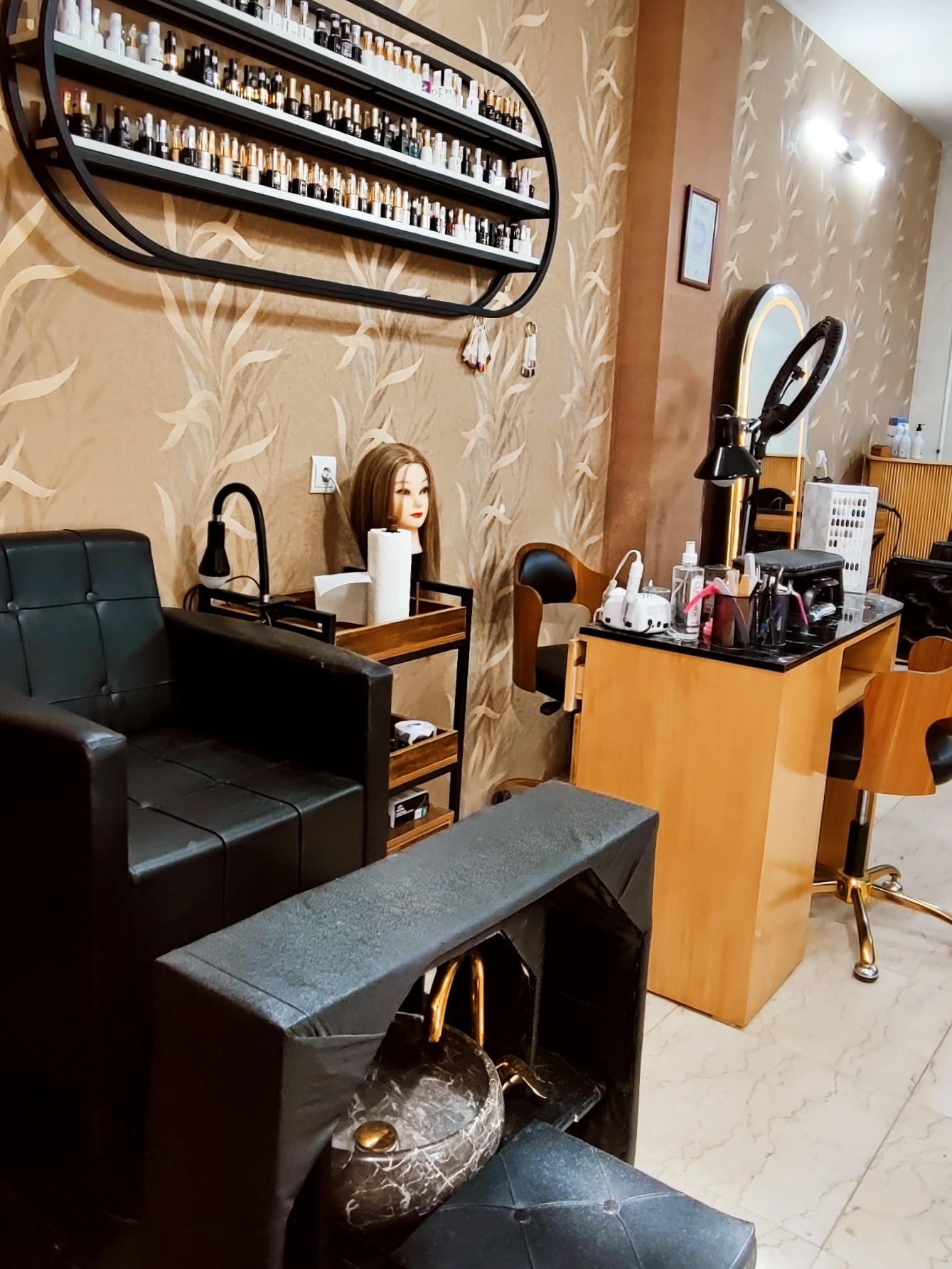 عکس سالن زیبایی پرستو کیانی 