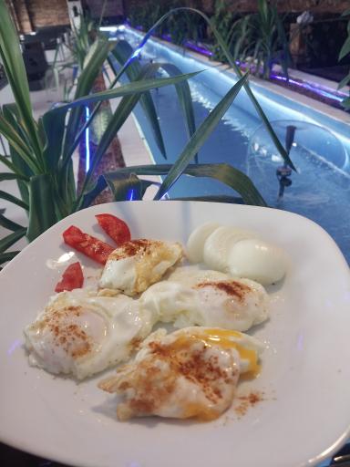 عکس کافه زهره